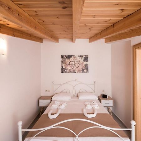 Athina Apartments Near The Sea Platania Platanias  Bagian luar foto