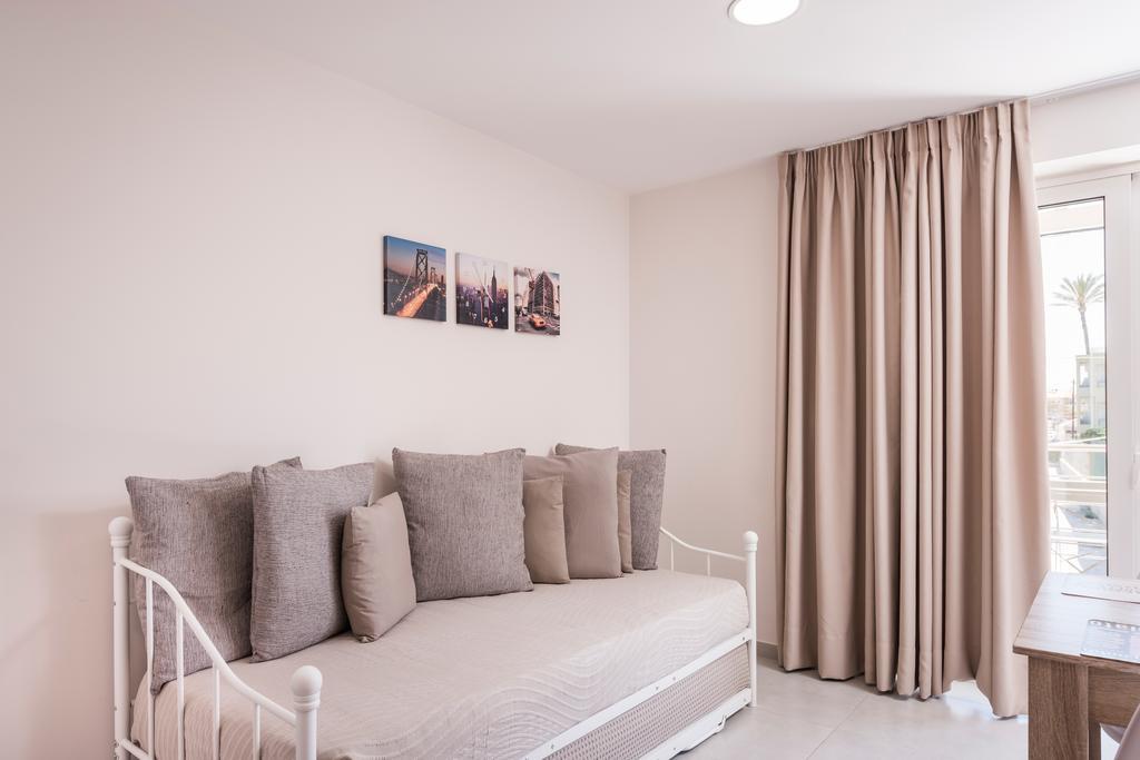 Athina Apartments Near The Sea Platania Platanias  Bagian luar foto