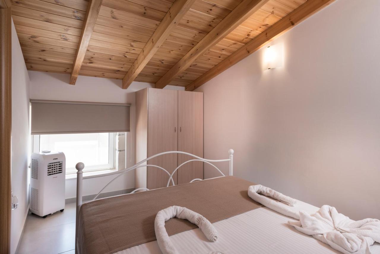 Athina Apartments Near The Sea Platania Platanias  Bagian luar foto